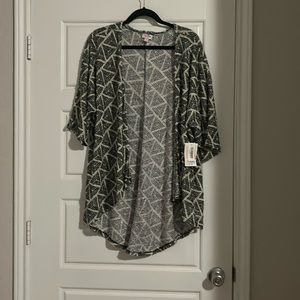NWT Small LuLaRoe Lindsay open cardigan Kimono